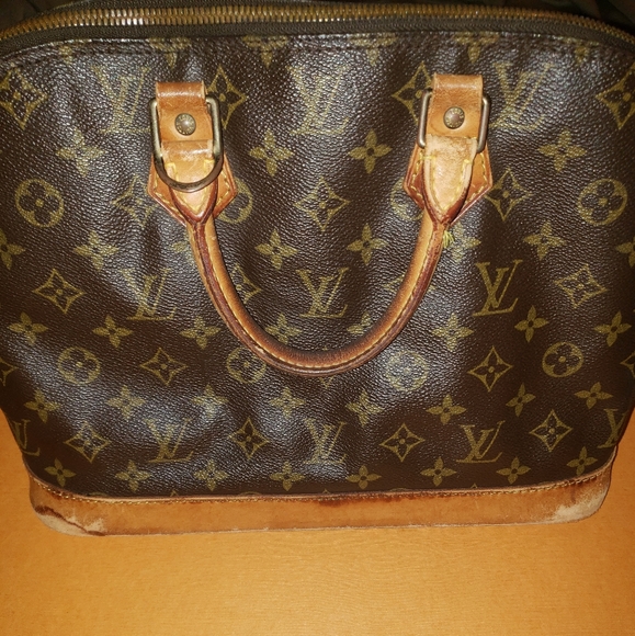 SOLD!!! authentic Louis Vuitton Monogram Alma - Picture 1 of 8